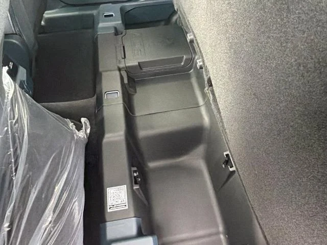 New 2026 Azure Gray Metallic Tri-Coat Ford XLT image 36