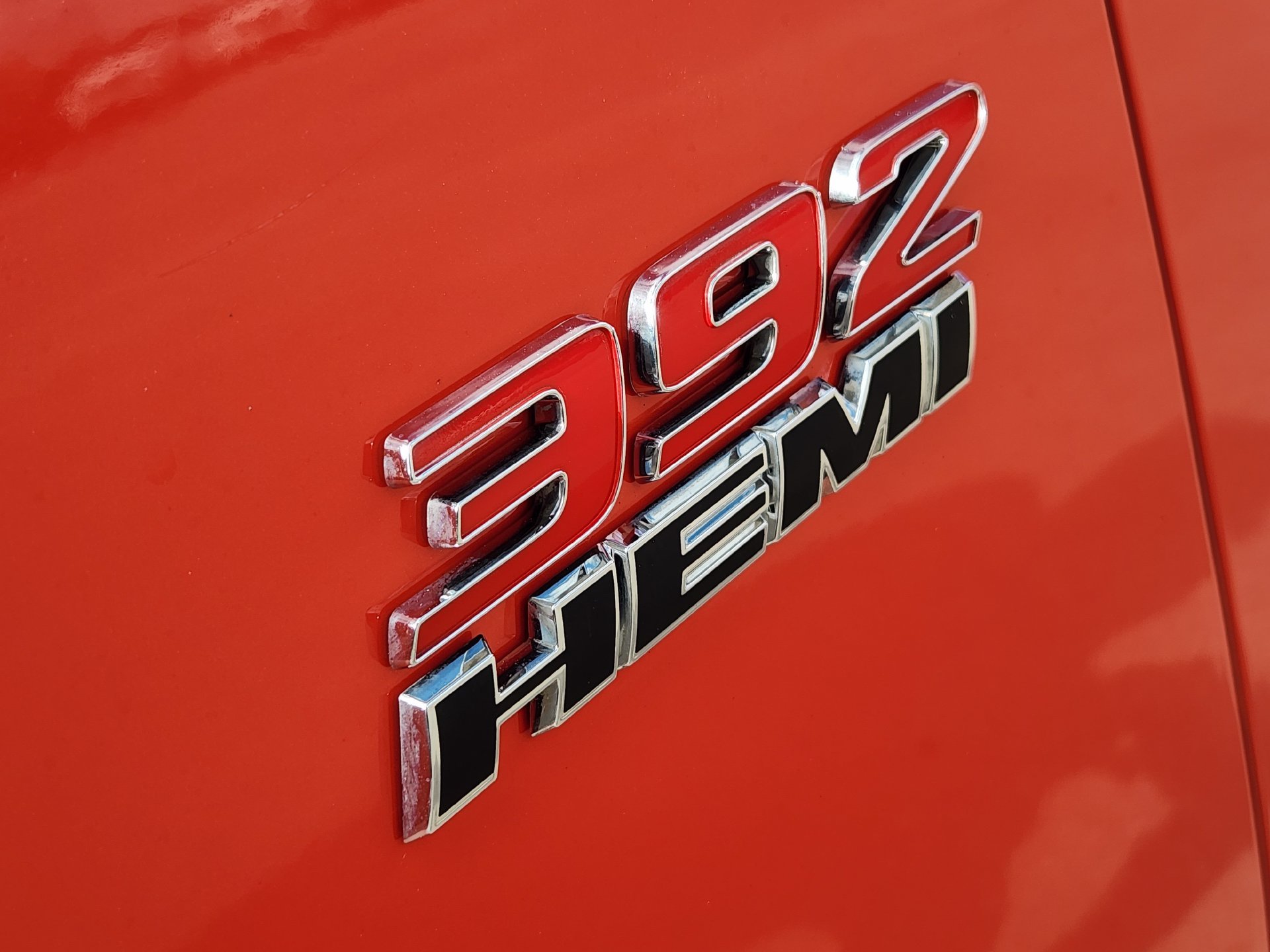 Used 2019 Go Mango! Dodge R/T Scat Pack image 13