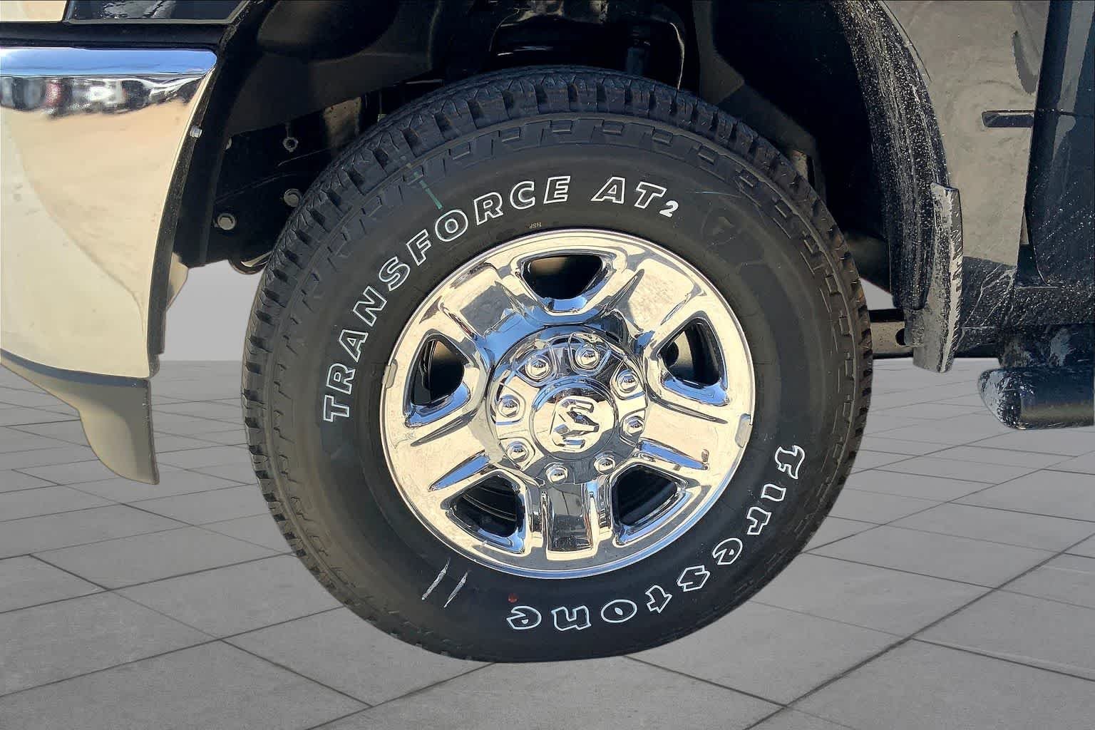 2025 RAM 2500 Tradesman - Photo 12