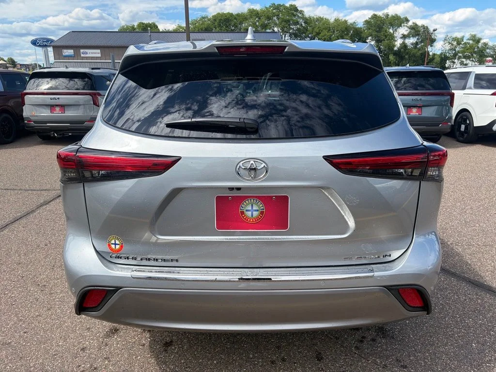 Used 2023 Silver Toyota Platinum image 6