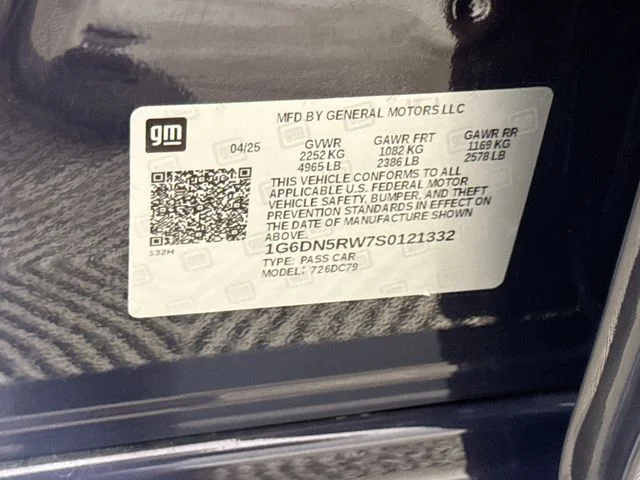 Used 2025 Black Cadillac Premium Luxury image 33