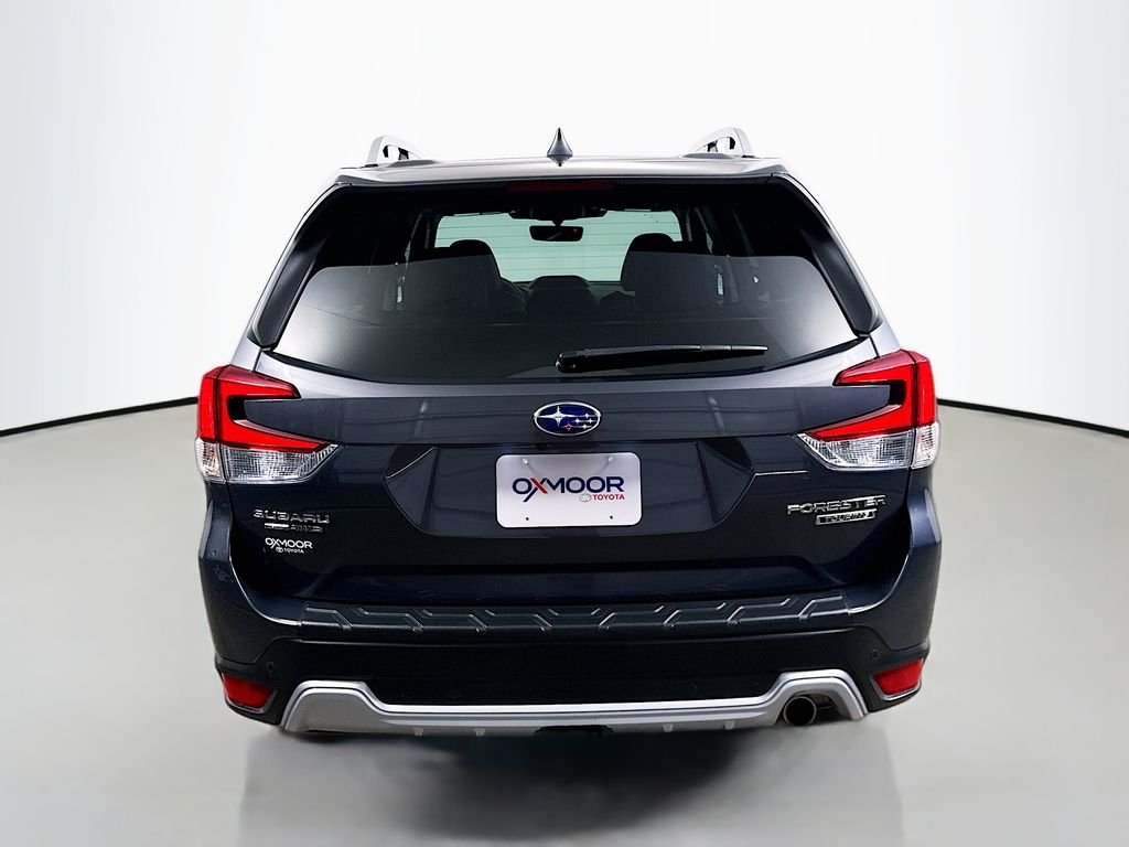 Used 2022 Magnetite Gray Metallic Subaru Touring image 6