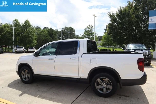 Certified Used 2023 Platinum White Pearl Honda RTL-E image 6