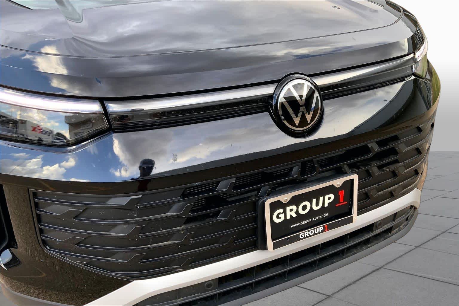 Used 2026 Deep Black Pearl Volkswagen S image 29