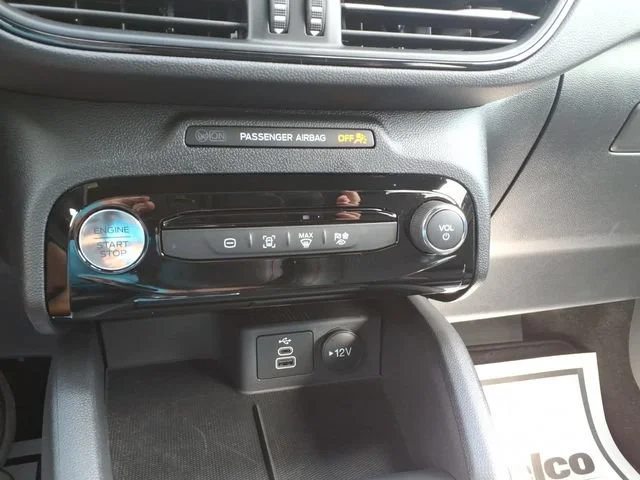 2025 Ford Escape Hybrid ST-Line Select - Photo 20