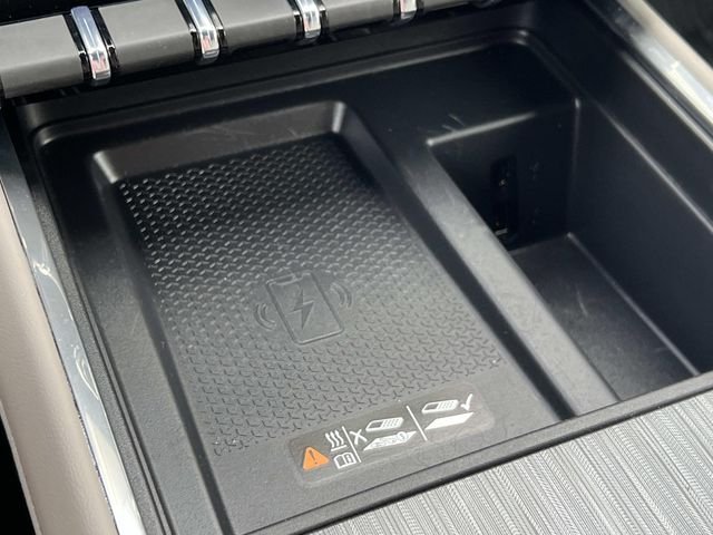 New 2026 Sterling Metallic GMC Elevation image 57
