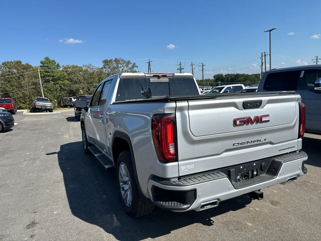 Used 2022 Quicksilver Metallic GMC Denali image 7