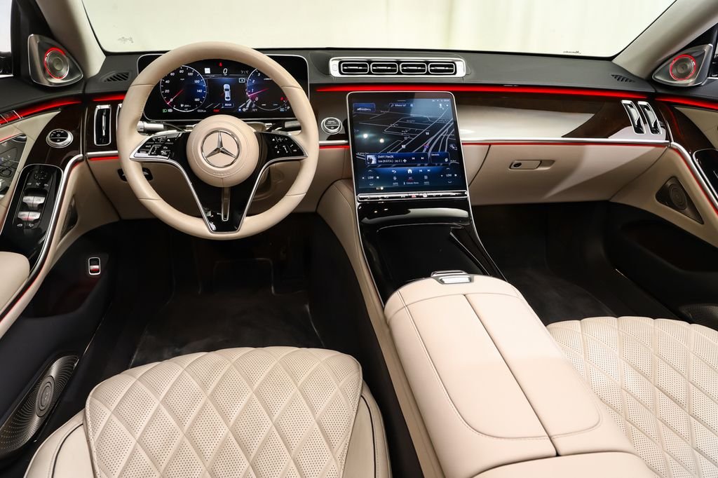 Certified Used 2023  Mercedes-Benz S 580 image 6