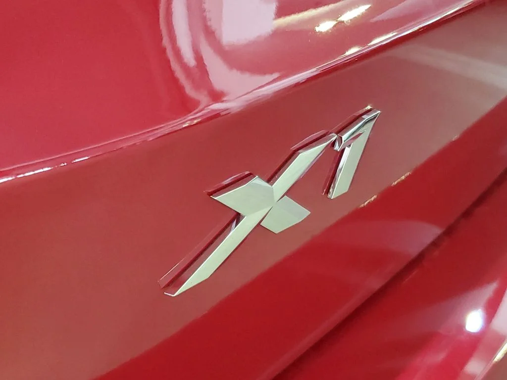 Used 2026 Red BMW xDrive28i image 6