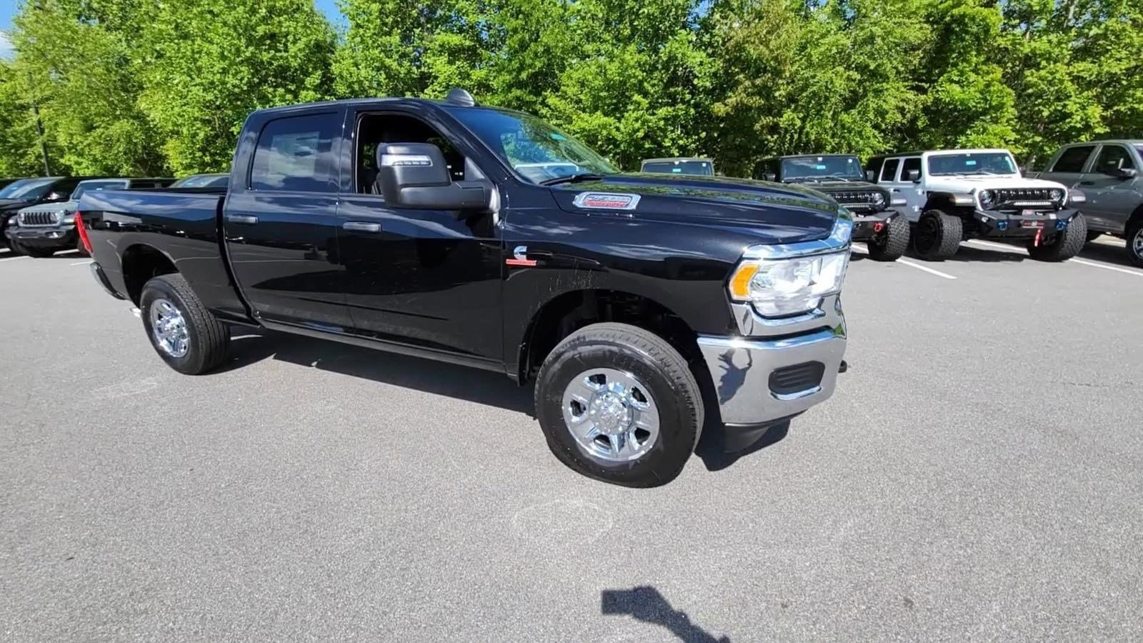 2024 Ram 2500 Tradesman photo 2