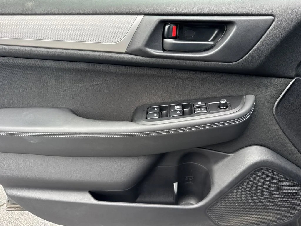 Used 2019 Gray Subaru 2.5i image 10