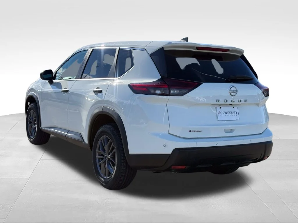 Used 2024 White Nissan S image 3