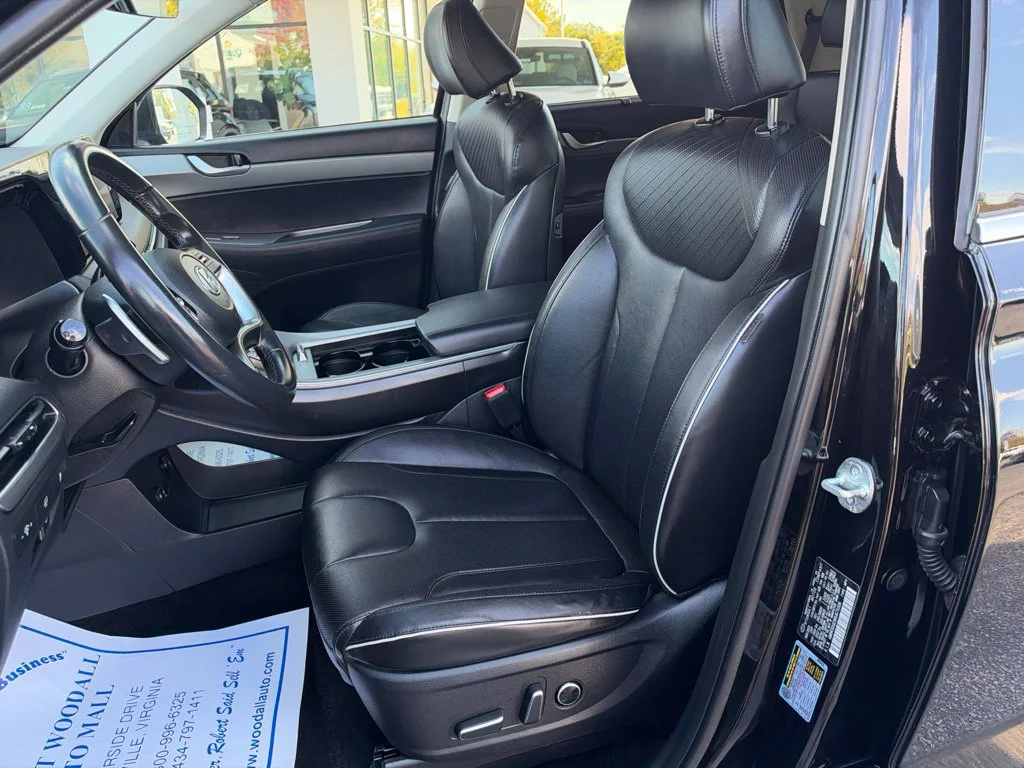 Used 2024 Black Hyundai XRT image 13