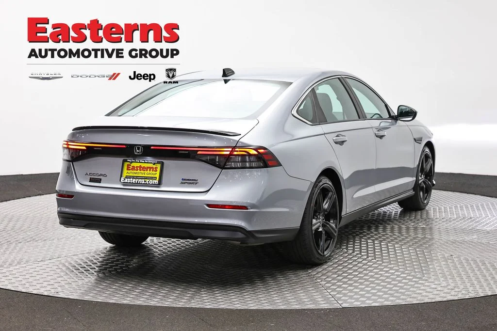 Used 2023 Gray Honda Sport image 6