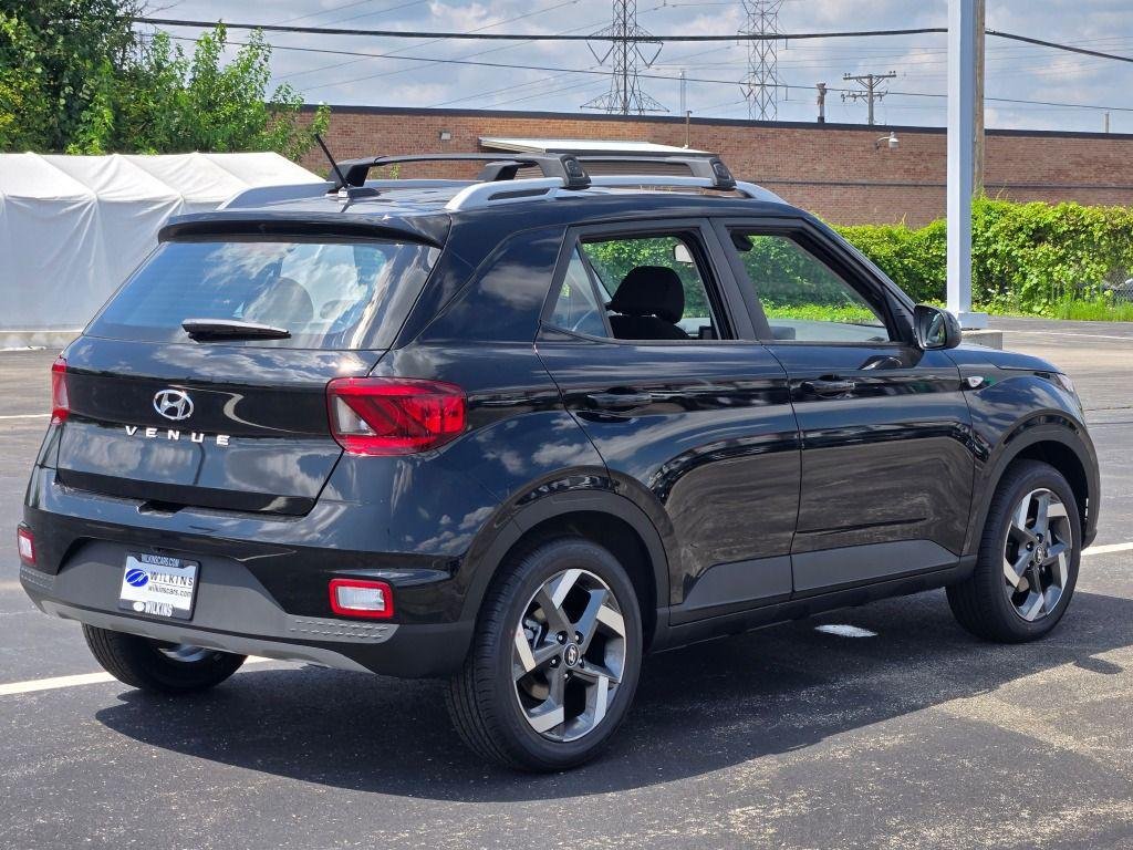 New 2026 Onyx Black Hyundai SEL image 10