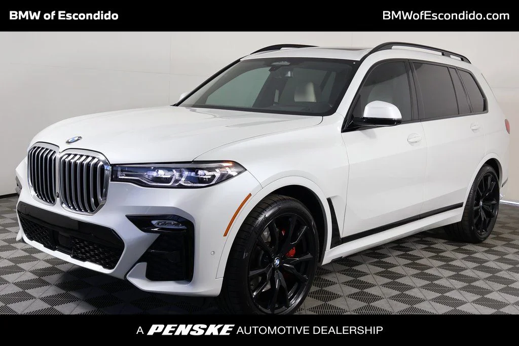 2022 BMW X7 xDrive40i's photo