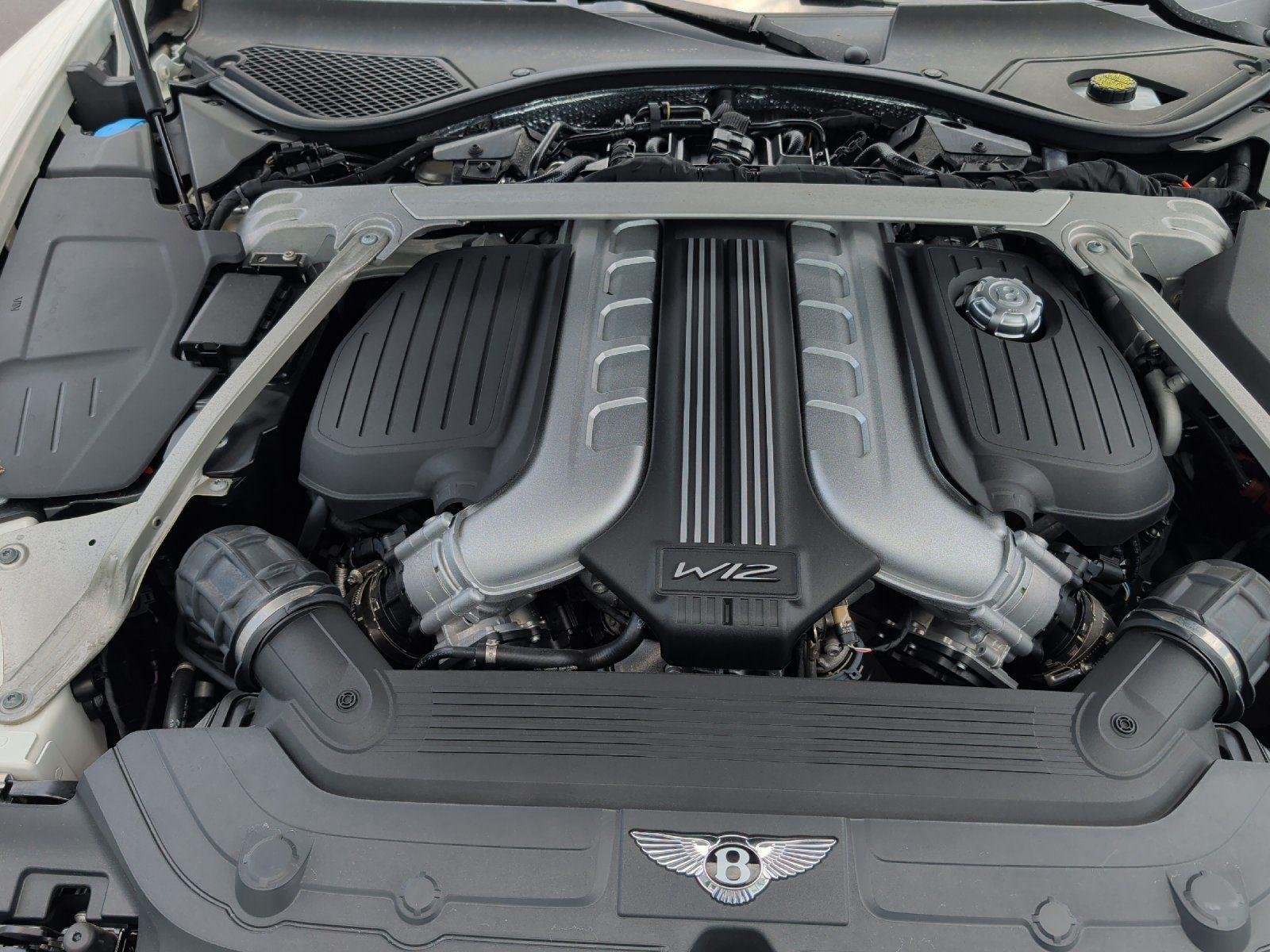 Used 2020 Glacier White Bentley GT First Edition image 18