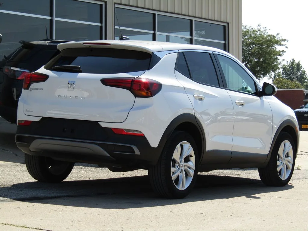 Used 2025 White Buick Preferred image 3