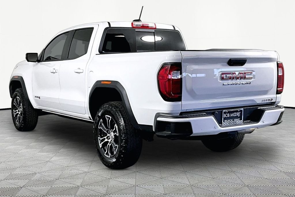 Used 2024 White GMC AT4 image 4