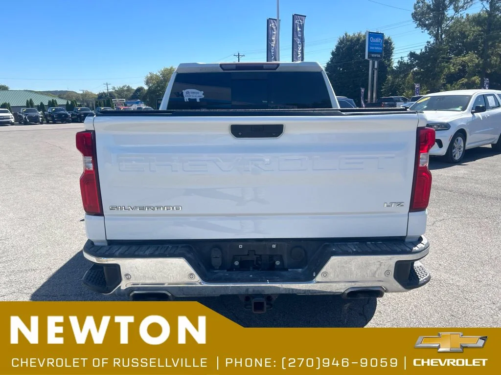 Used 2021 Summit White Chevrolet LTZ image 13