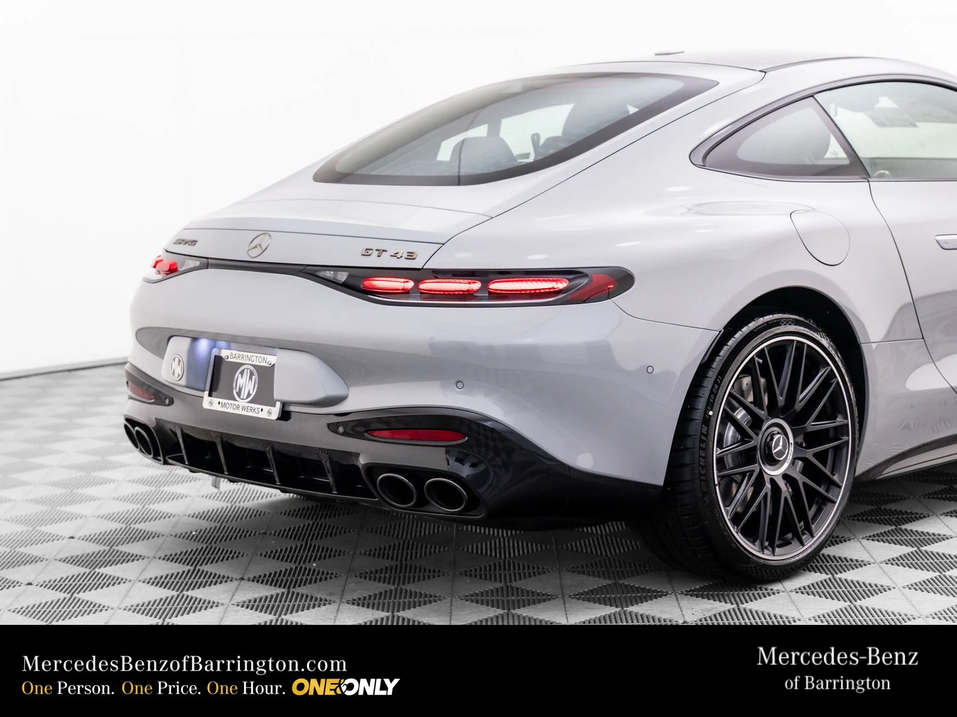 2025 Mercedes-Benz AMG GT Coupe 43 - Photo 39