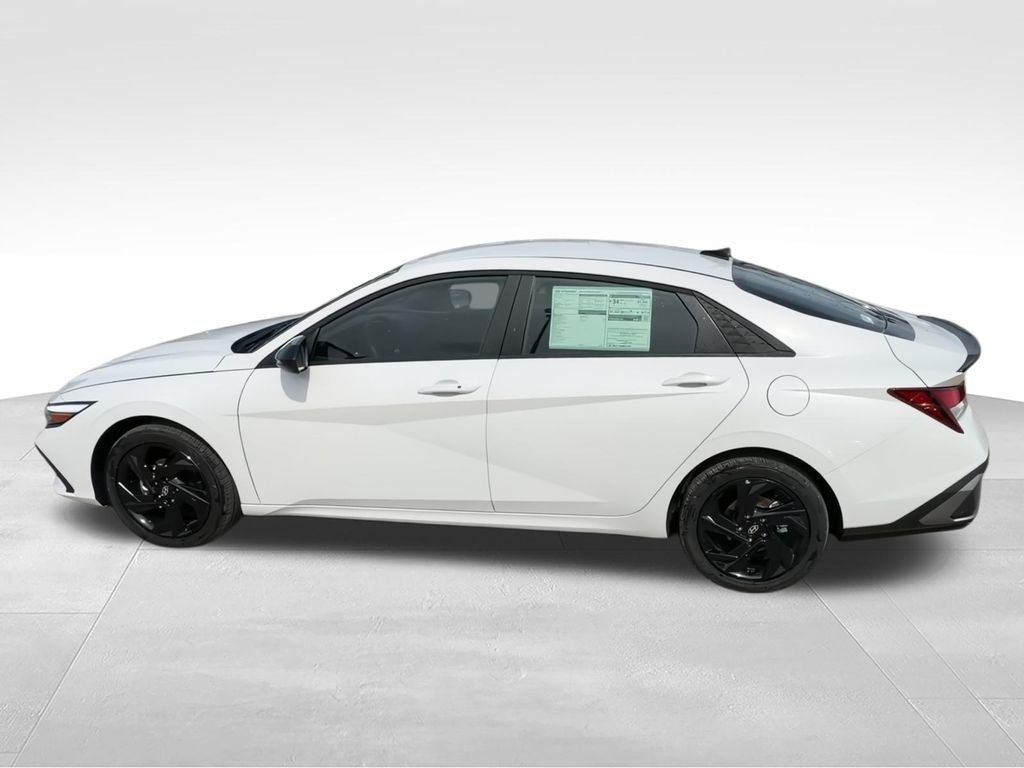 New 2026 White Hyundai SEL Sport image 5