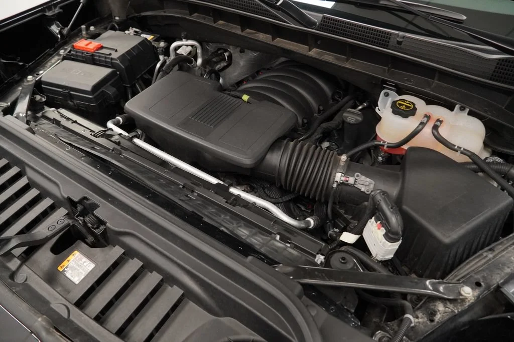 Used 2025 Onyx Black GMC Denali Ultimate image 49