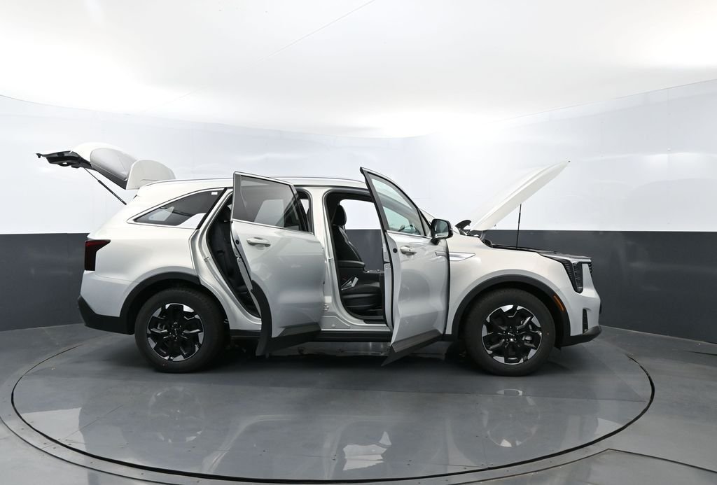 New 2026 Ivory Silver Kia S image 29