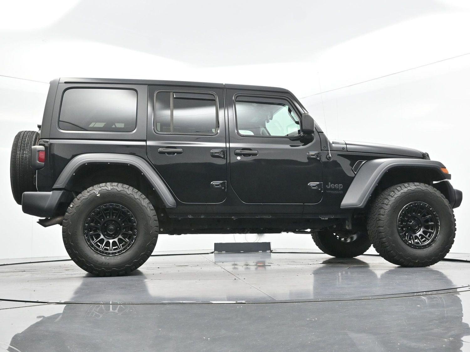 Used 2022 Black Clearcoat Jeep Unlimited Sport S image 42