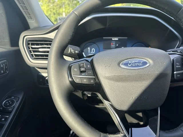 Used 2023 White Ford Active image 17