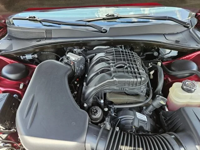 Used 2023 Red Chrysler Touring L image 22