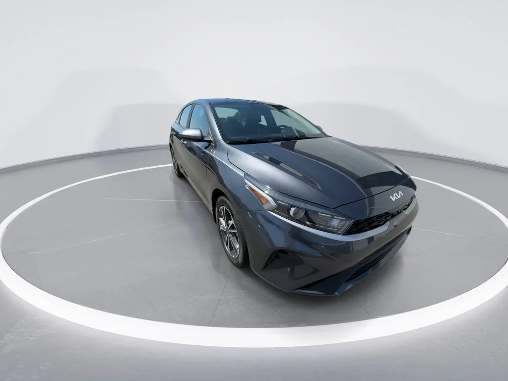 Used 2024 Gray Kia LXS image 2