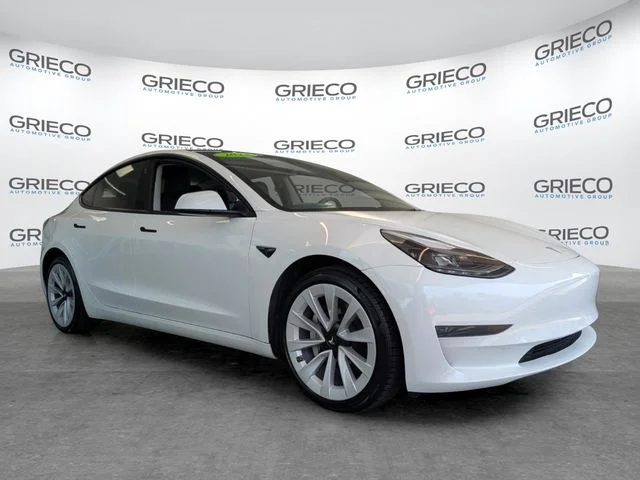 2023 Tesla Model 3 -'s photo