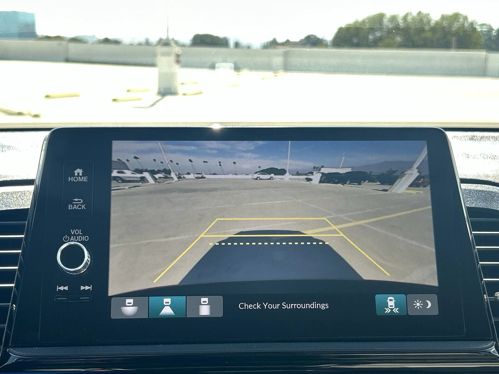 2025 Honda Odyssey EX-L - Photo 24