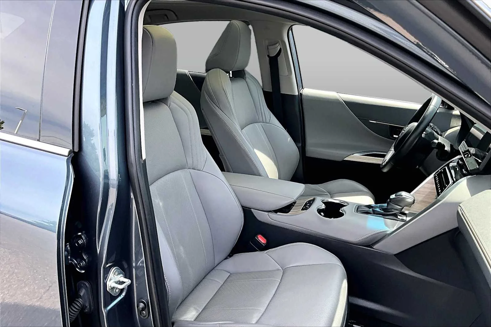 Pre-Owned 2024 Toyota Venza Limited