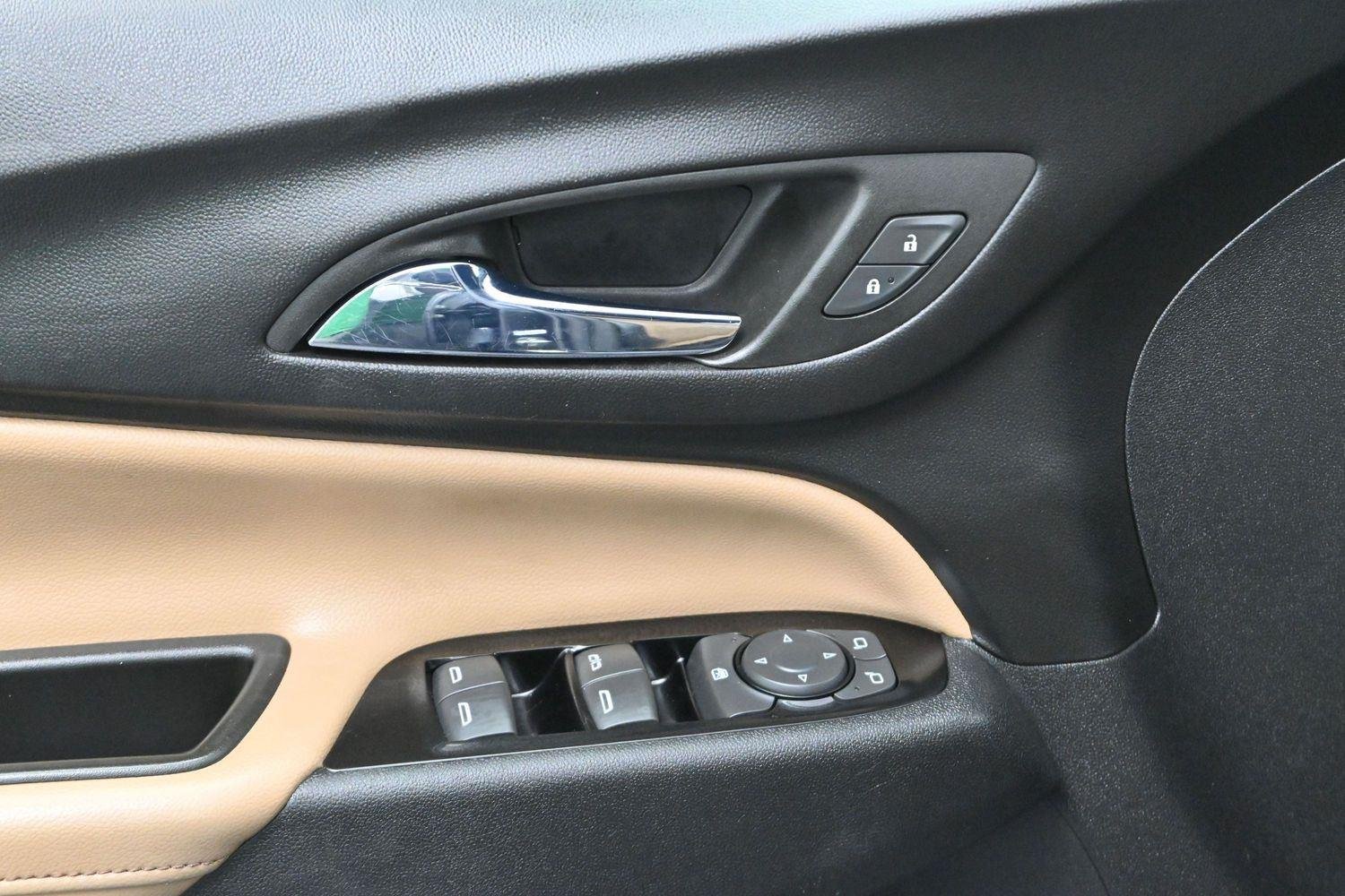 Used 2022 Iron Gray Metallic Chevrolet Premier image 12