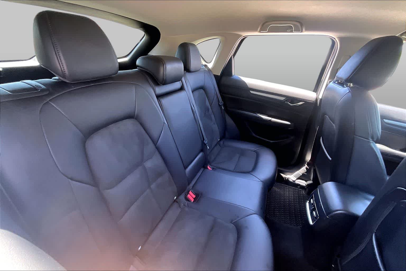 Used 2017 Sonic Silver Metallic Mazda Touring image 19
