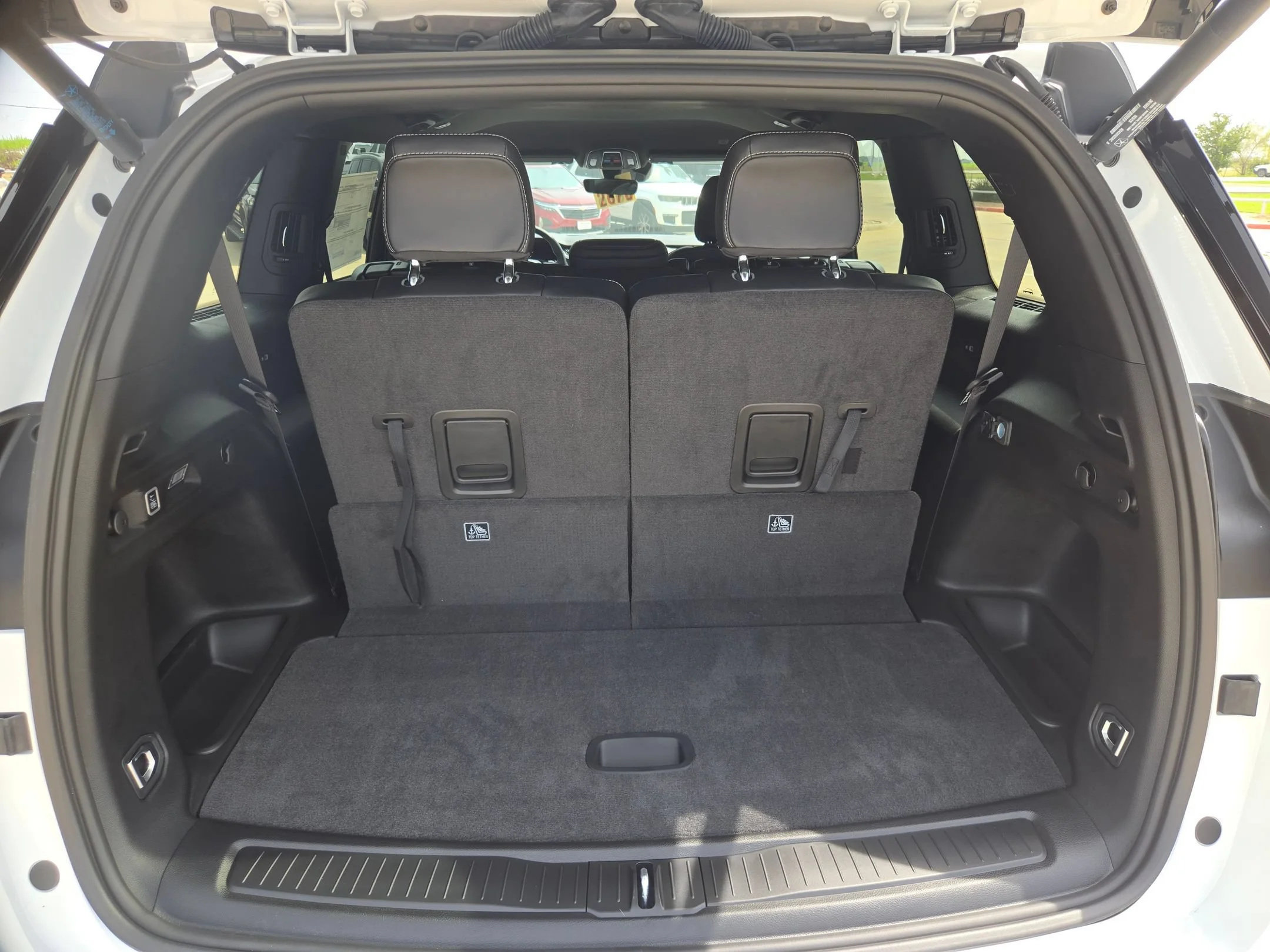 New 2026 Bright White Clearcoat Jeep Altitude image 23