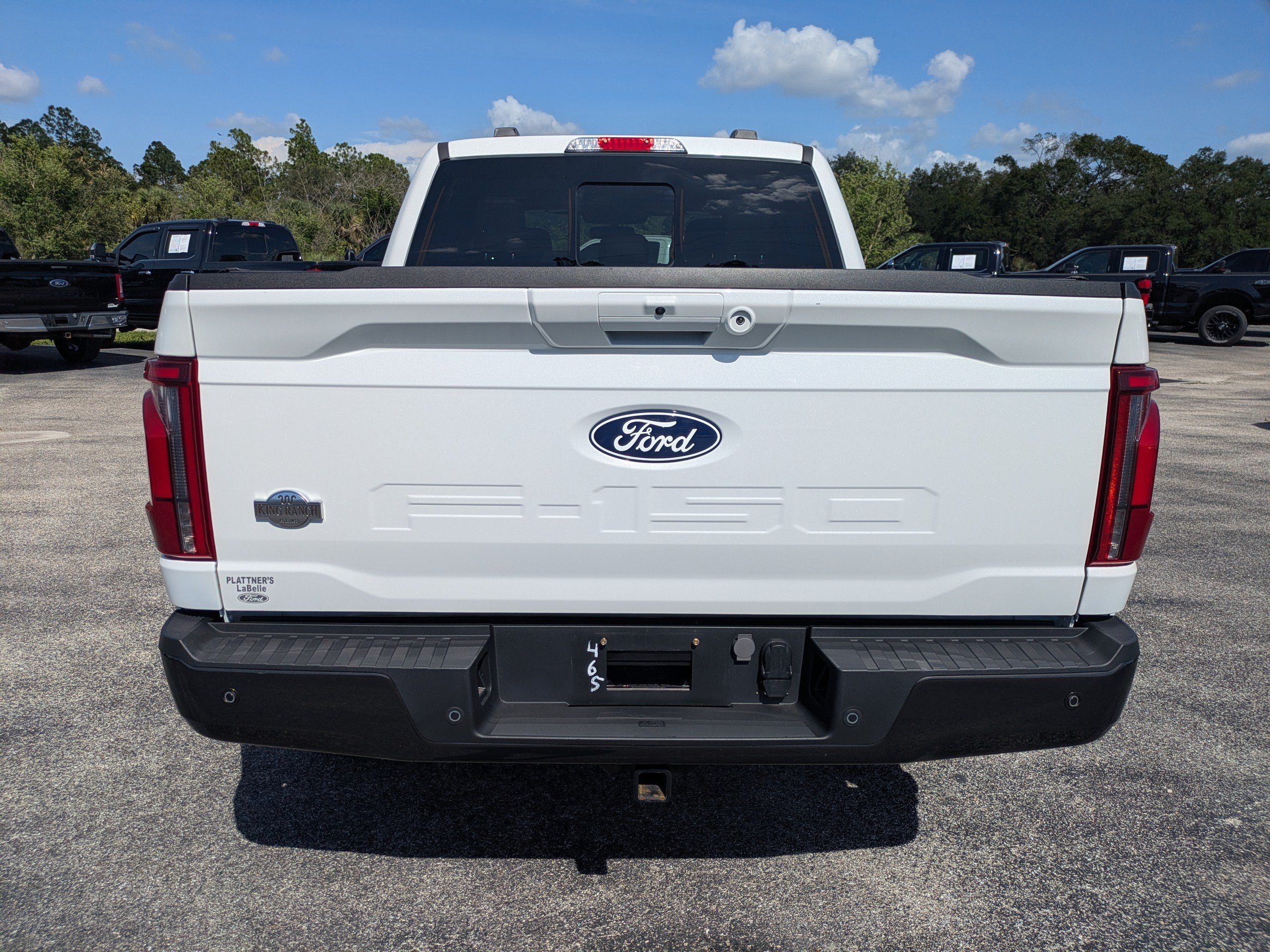 Used 2024  Ford King Ranch image 5