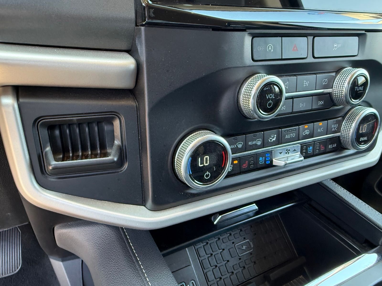 2024 Ford Expedition XLT - Photo 28