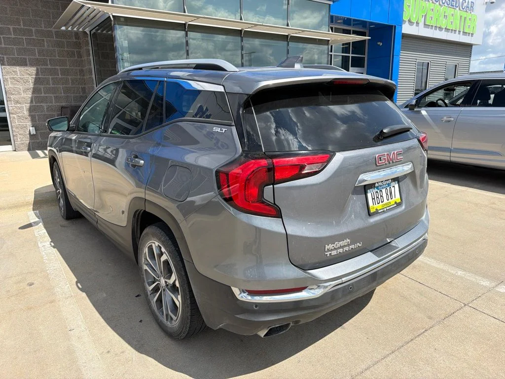 Used 2018 Gray GMC SLT image 6
