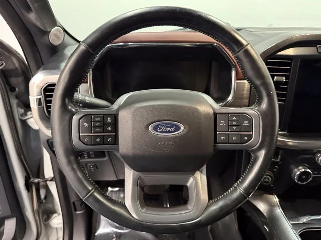 Used 2023 White Ford Lariat image 19