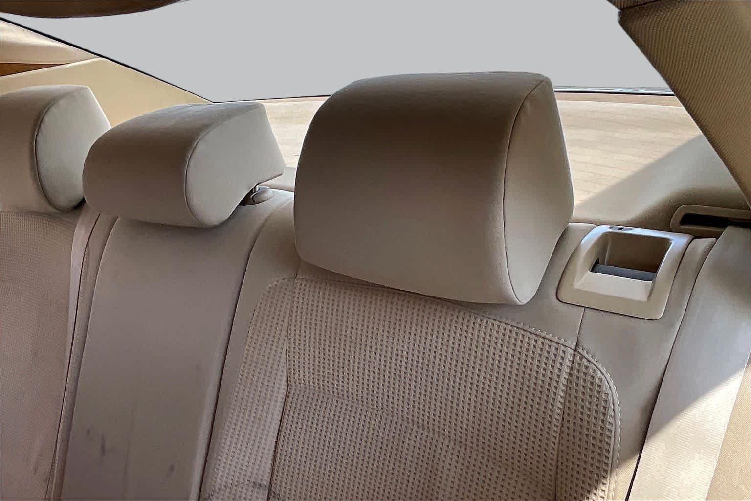 Used 2008 WHITE Volkswagen S image 19
