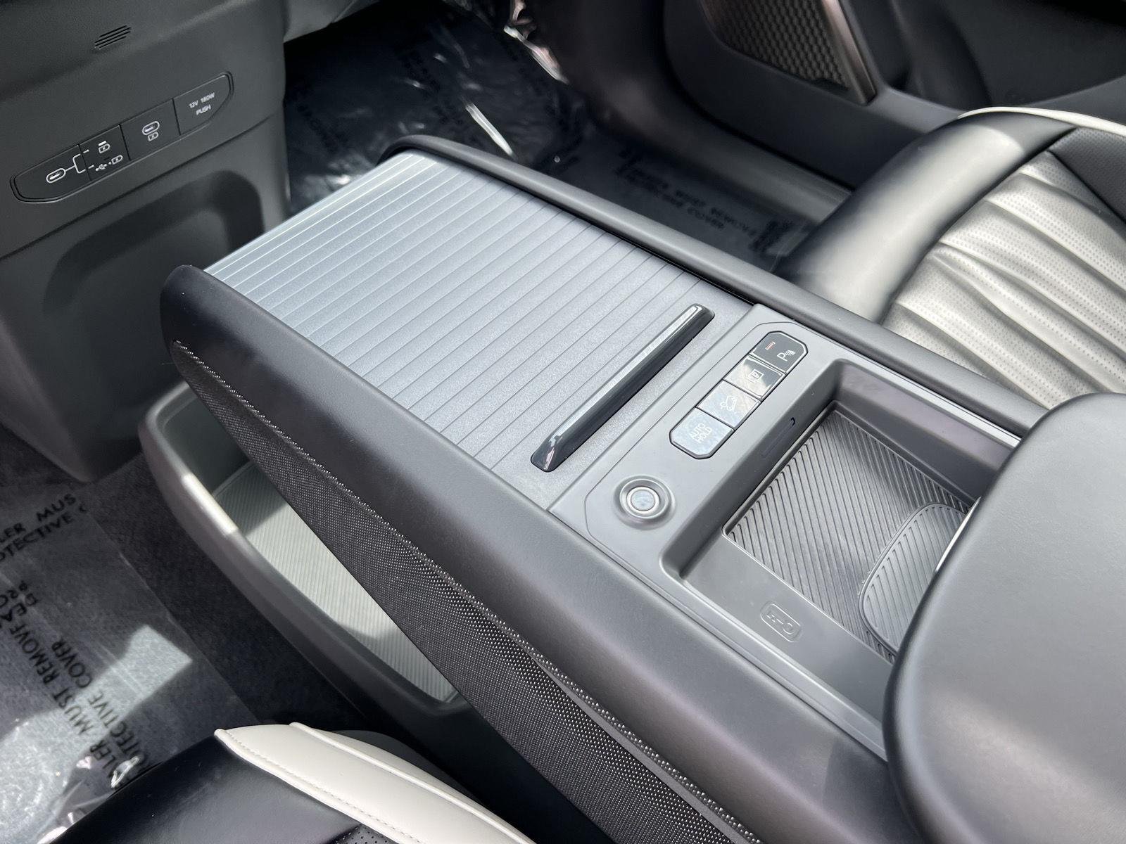 Used 2025 Pebble Gray Kia GT-Line image 39