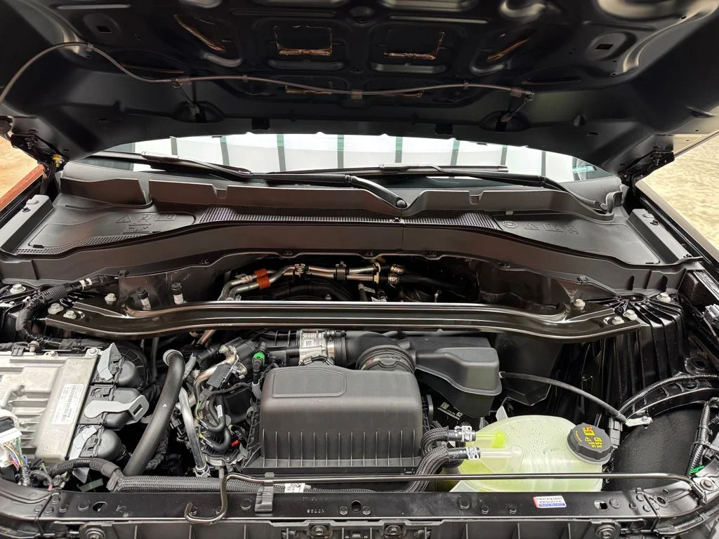 New 2026 Black Ford Base image 30