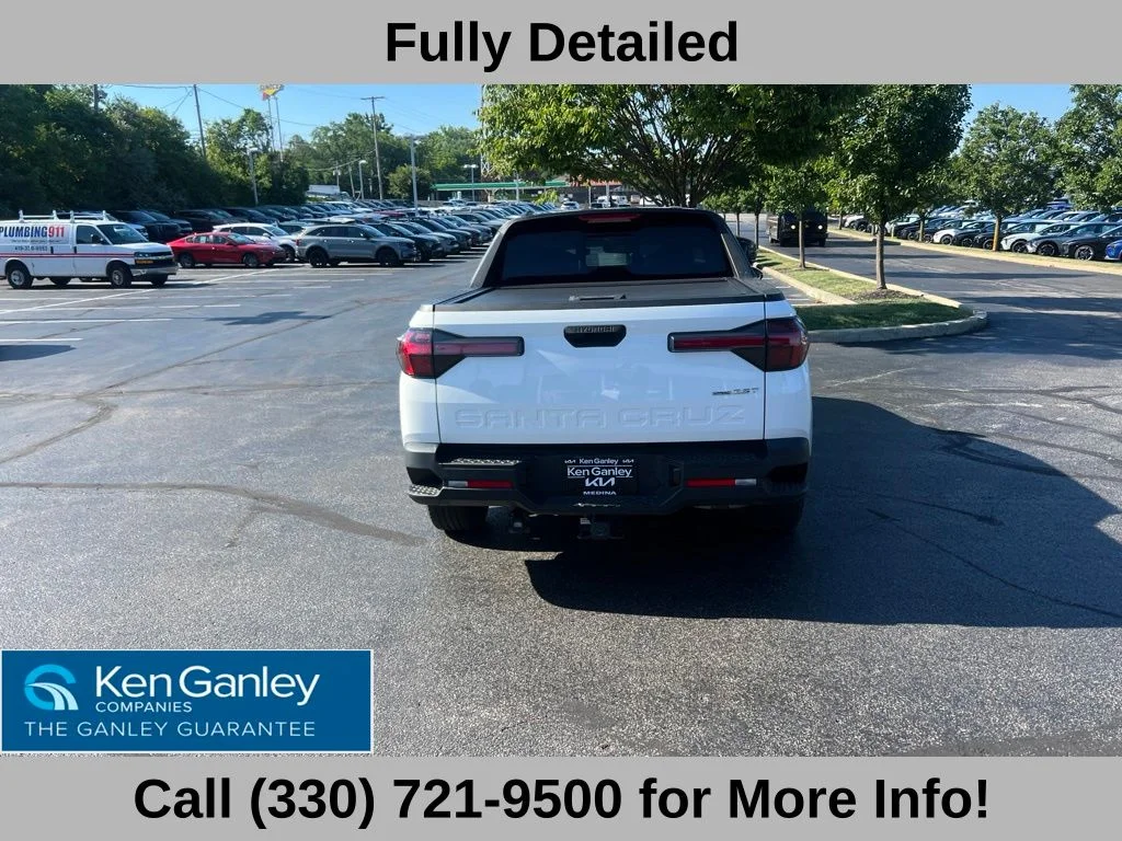 Used 2023 White Hyundai SEL Premium image 6