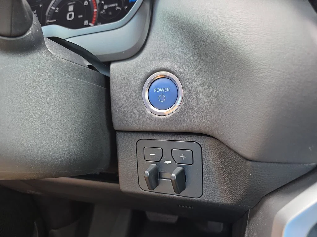 Used 2024 Beige Toyota Platinum image 23