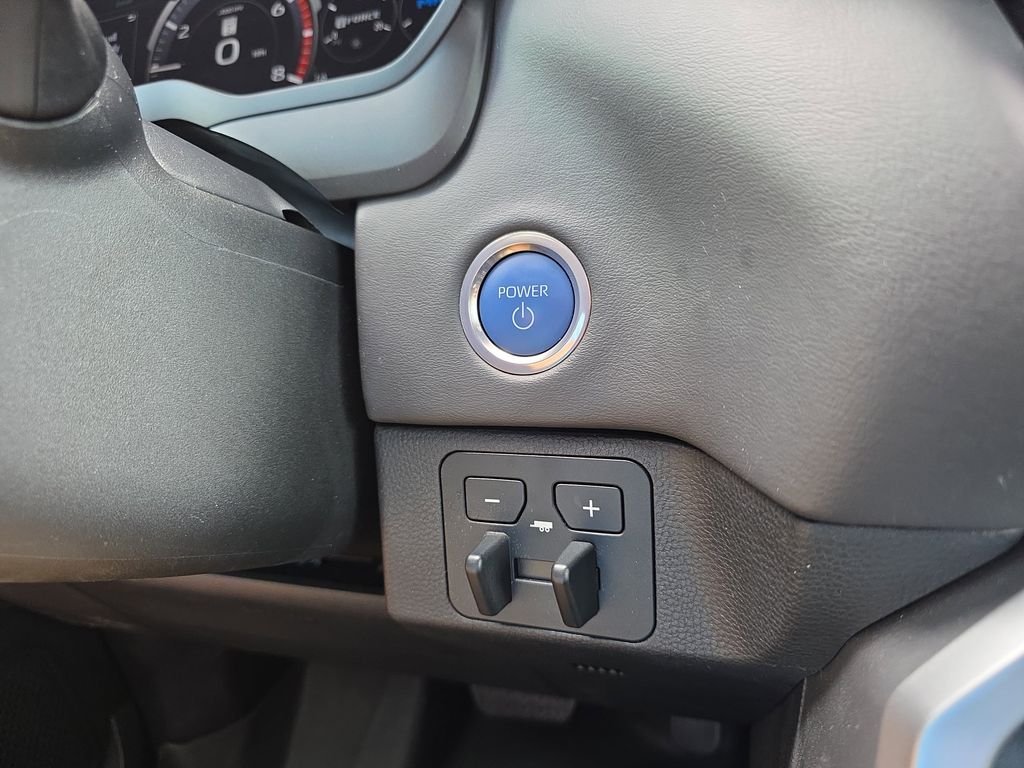 Used 2024 Beige Toyota Platinum image 23