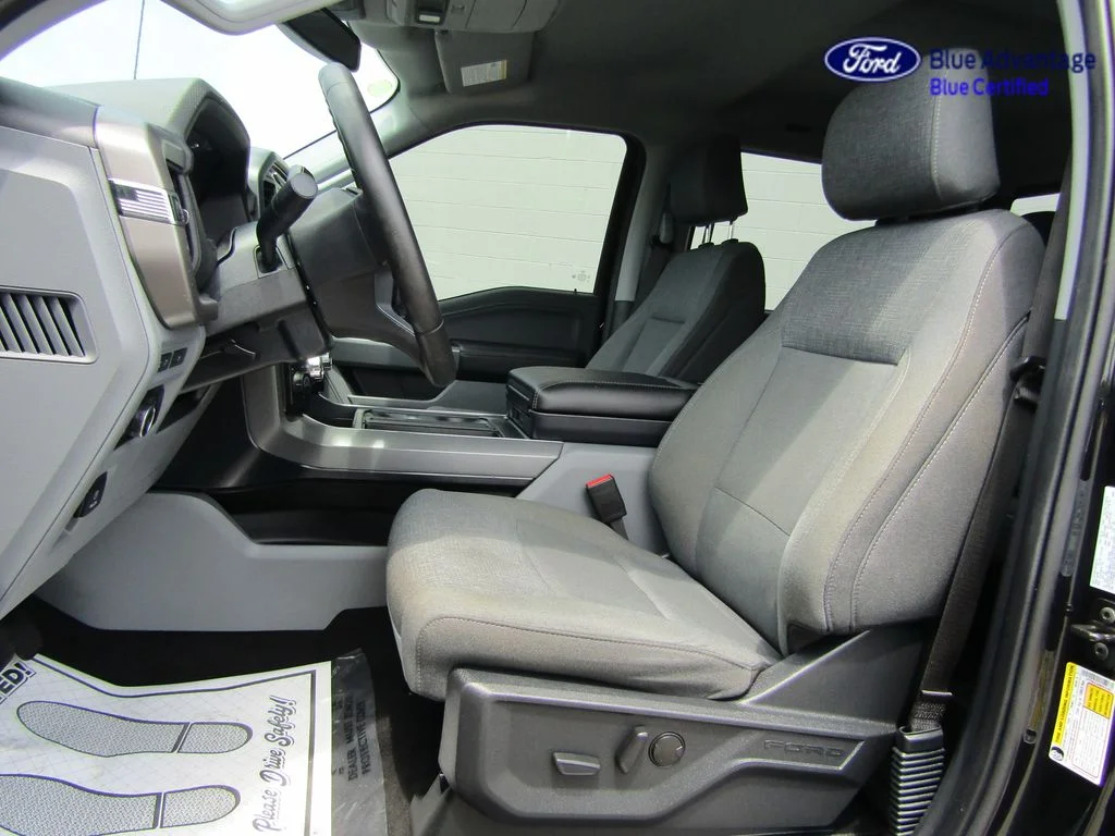 Certified Used 2024 Agate Black Metallic Ford XLT image 3