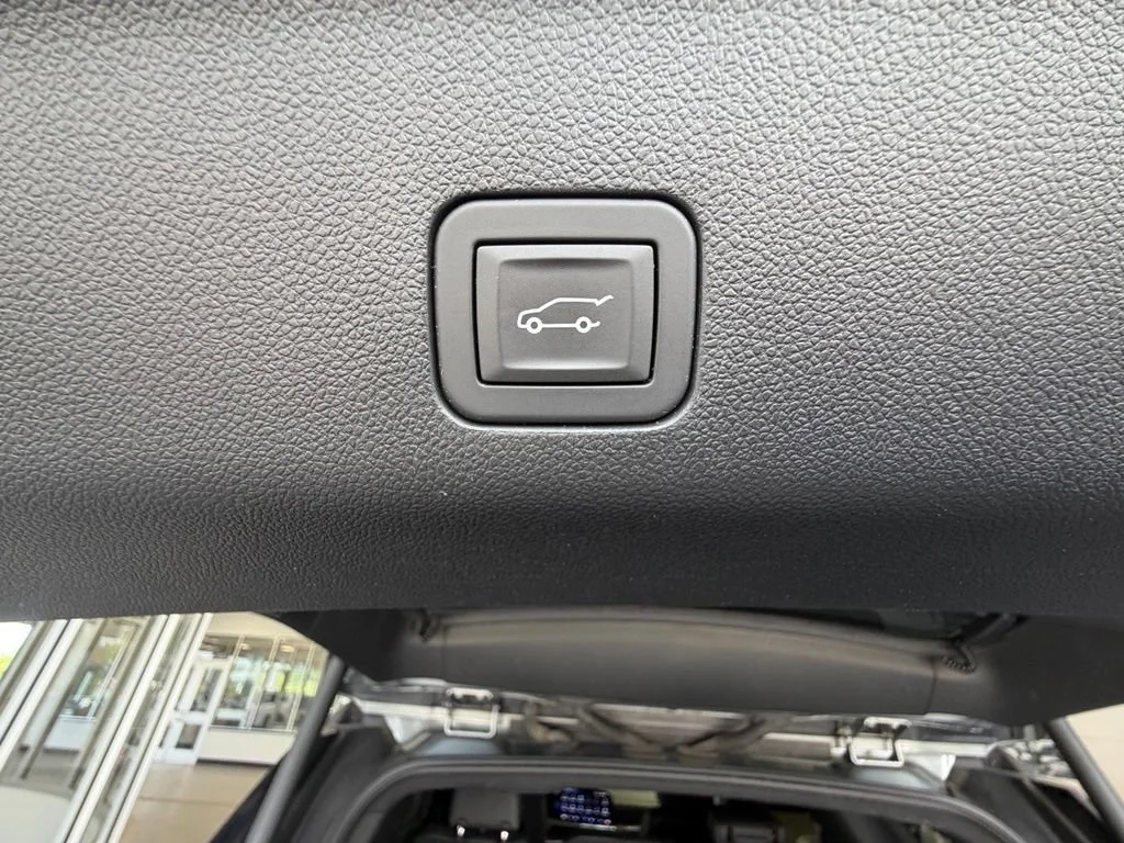 Used 2025 Sterling Gray Metallic Chevrolet LT image 51